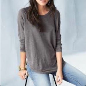 Long sleeve gray shirt